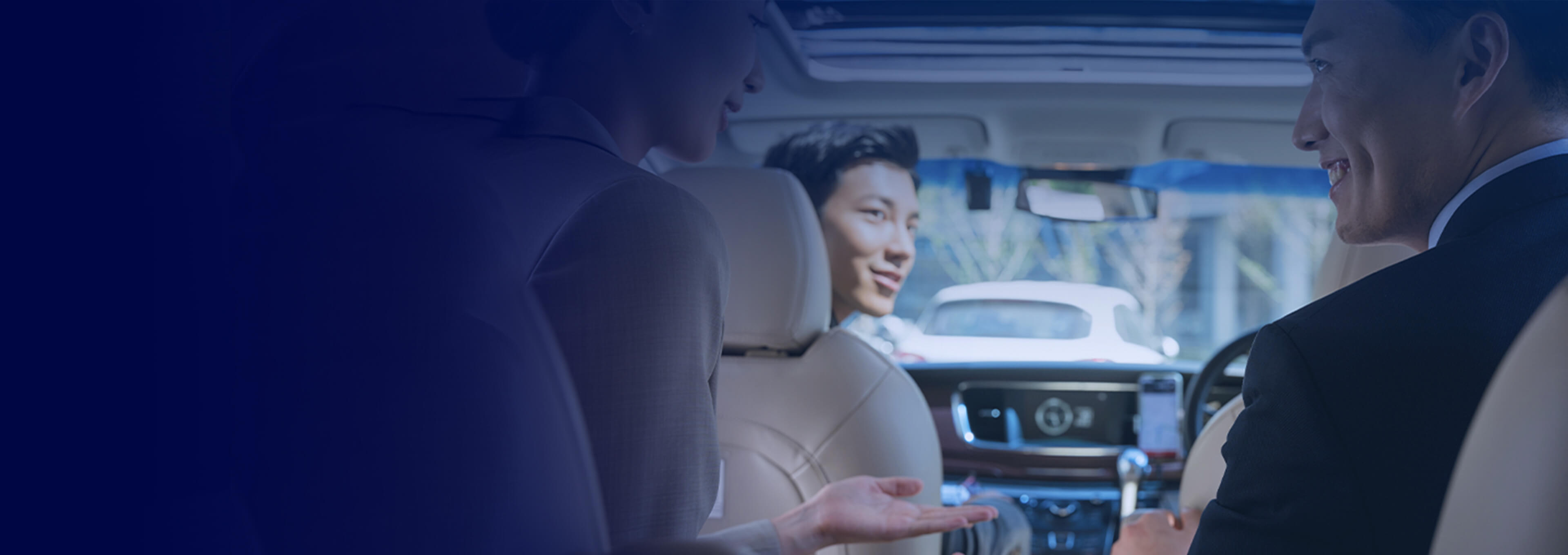 公务车.jpg